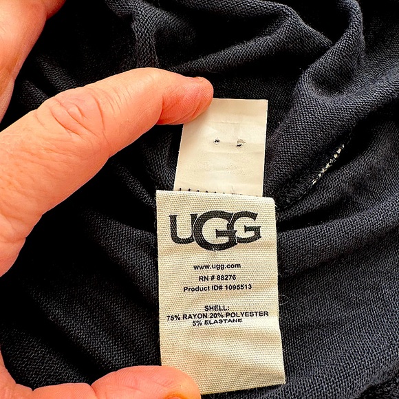 UGG long sleeve T-shirt - Picture 3 of 3